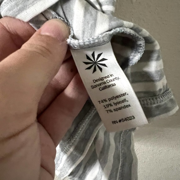 Athleta Essence Low Muscle Swing Tank Top Grey White Stripe Size Large - Picture 4 of 6